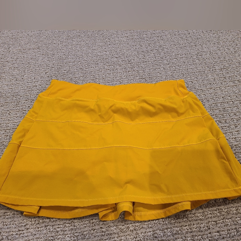 MCEDAR Women's Mustard Gold Yellow Poly/Spandex Tennis/Golf Athletic Skirt/Skort